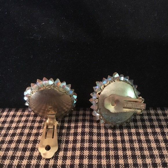 Vintage Marvella 1950 faux pearl clip earrings - Picture 2 of 3